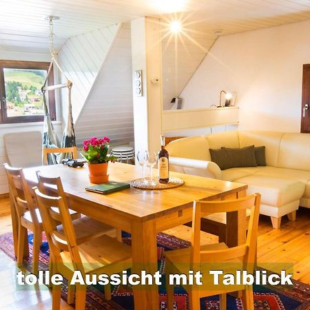 Wohlfuehl-Ferienwohnung 80 Qm, 8 Personen, Aussicht & Heimkino Todtnau Dış mekan fotoğraf